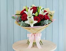 Букет цветов из:  Лилии и Розы #REPLACE_PRED# Льгове