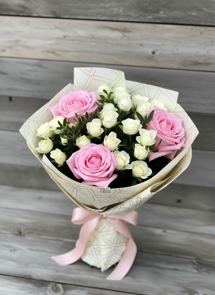 Букет цветов из: Розы в Льгове