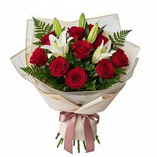 Букет цветов из:  Лилии и Розы в Льгове