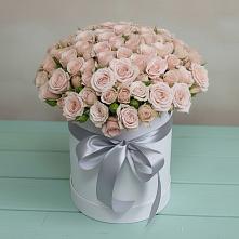 Цветочная композиция из Розы в шляпной коробке в Льгове