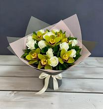 Букет цветов из:  Орхидеи и Розы в Льгове