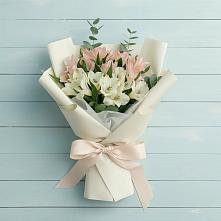 Букет цветов из:  Альстромерии в Льгове