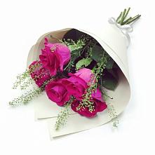 Букет цветов из:  Розы в Льгове