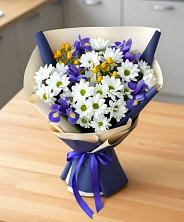 Букет цветов из:  Розы, Ирисы и Хризантемы в Льгове