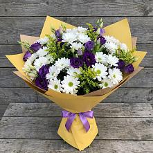 Букет цветов из:  Ирисы, Хризантемы и Ромашки в Льгове