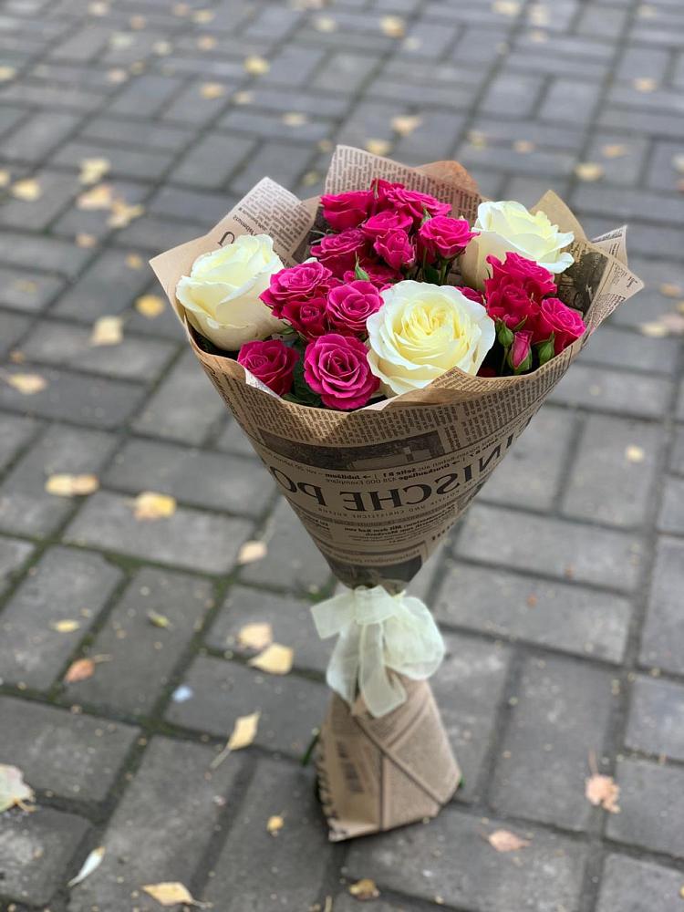 Букет цветов из: Розы в Льгове