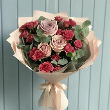 Букет цветов из:  Гвоздики и Розы в Льгове