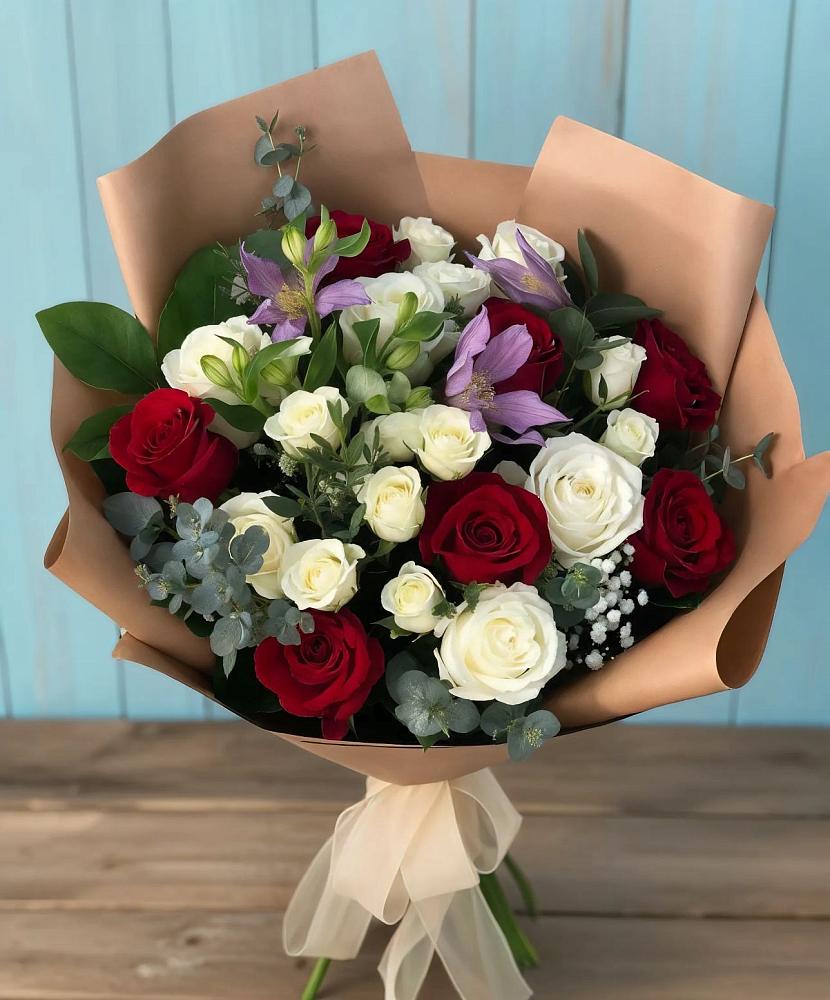 Букет цветов из: Розы и Альстромерии в Льгове